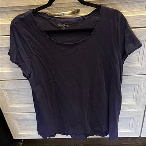 Lilly Pulitzer scoop neck Dark Blue Short Sleeve Tee